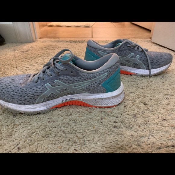 ASICS GT-1000 - Picture 2 of 3